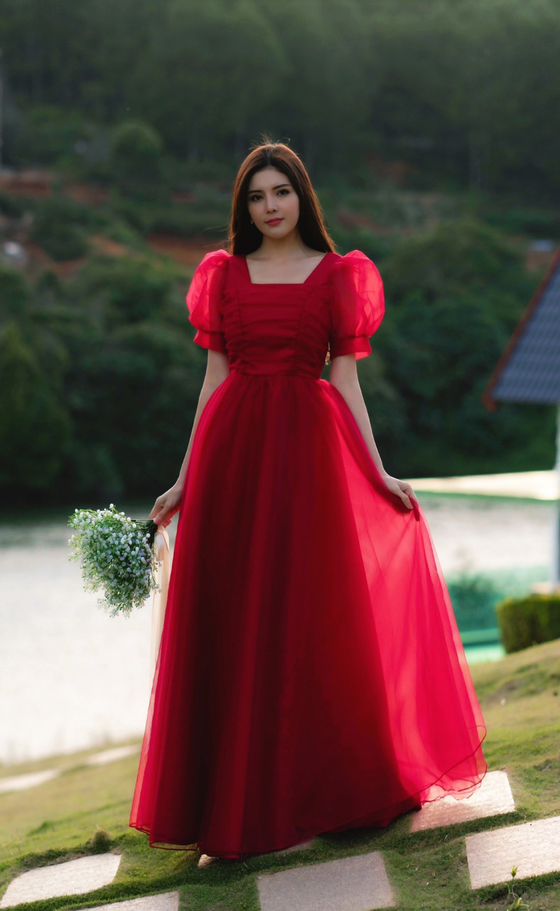 Đầm dạ hội màu đỏ phi rớt vai quyến rũ  Đầm dạ hội đẹp