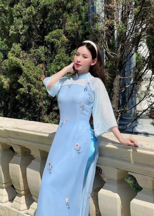 Áo Dài Cách Tân Xanh Thêu Hoa