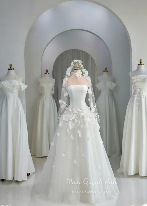 Váy Cưới Kết Hoa Kim Ngọc Sang Trọng