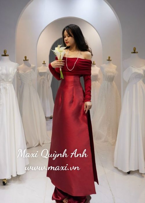 Áo Dài Cách Tân Đỏ Thiết Kế Trễ Vai