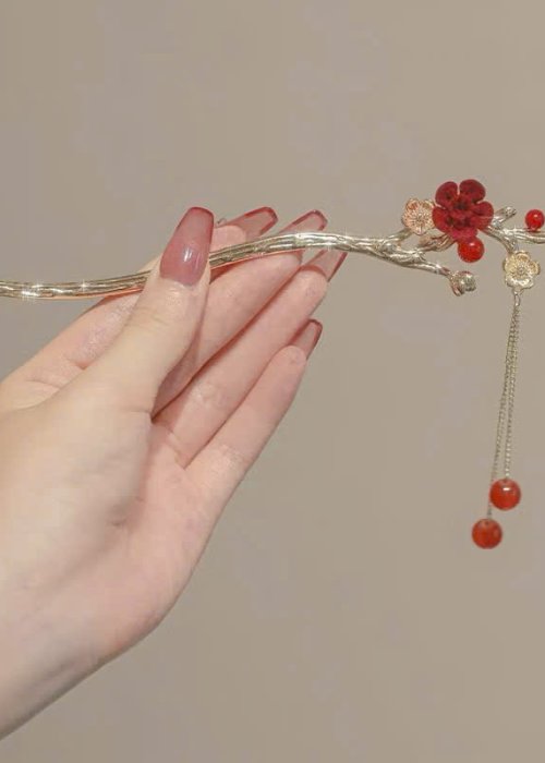 Trâm Cài Duyên Kiều