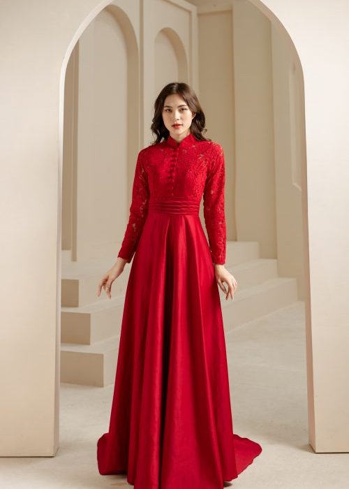 Đầm Dạ Hội cổ Trụ Ren Đỏ Tay Dài Thiết Kế Đuôi Dài