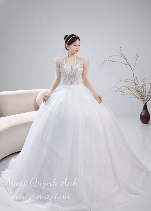 Váy Cưới Cao Cấp Phối Ren Cổ V