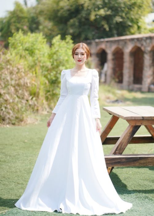 Đầm Dạ Hội Trắng Cổ Vuông Tay Dài