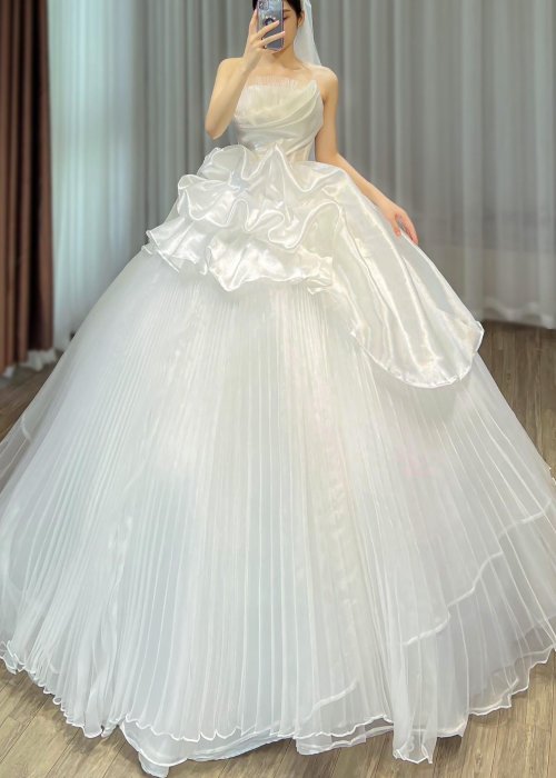 Váy Cúp Ngực Bồng Lụa