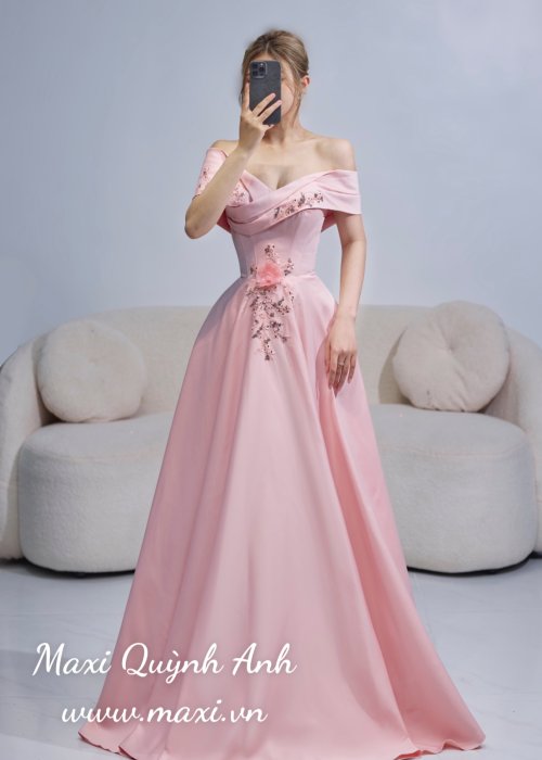 Váy Hồng Kết Hoa Eo Nhẹ Nhàng