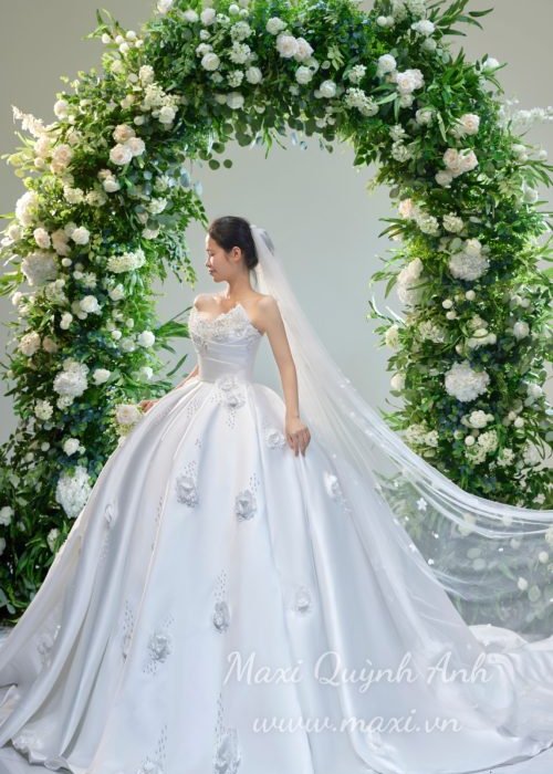 Đầm Cưới Cúp Ngực Phối Hoa Cao Cấp