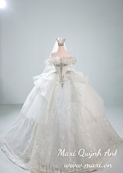 Váy ThiếT Kiểu Trễ Vai Cánh Hoa