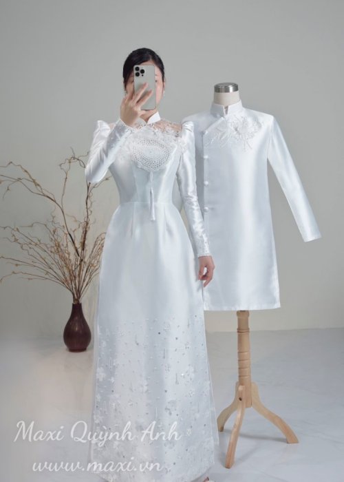 Cặp áo dài cưới tà phối hoa ngọc trai