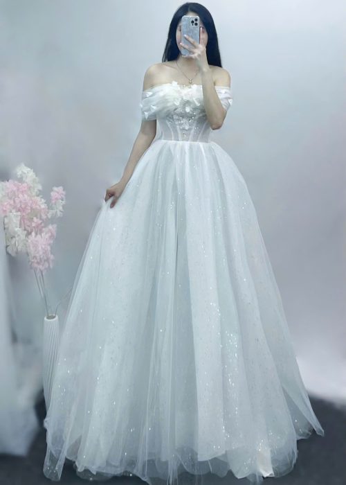 Váy Cưới Trễ Vai Hoa Kim Tuyến Lấp Lánh