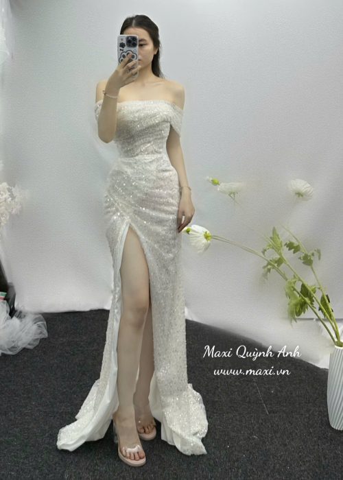 Váy Body Xẻ Xếp Ly Eo Trễ Vai