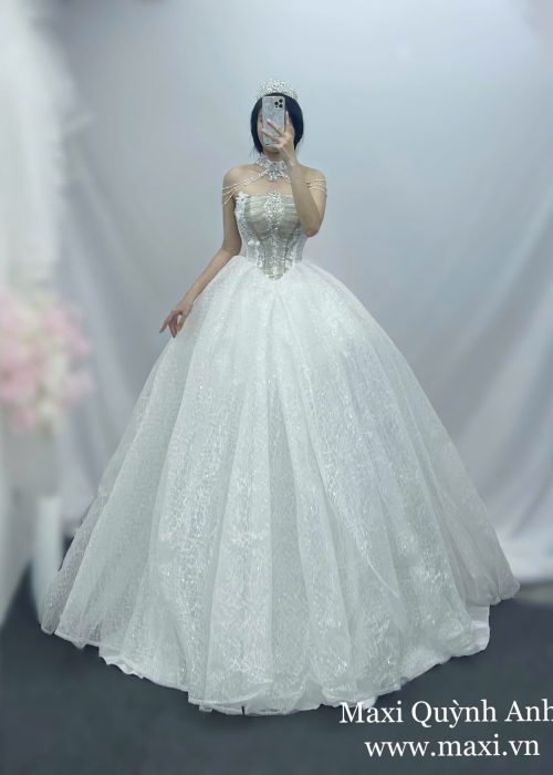 Váy Cưới Cúp Ngực Nữ Hoàng