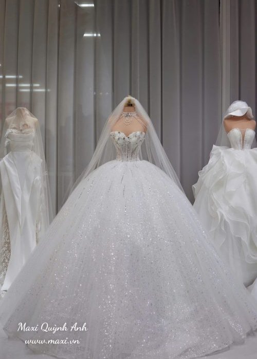 Váy Cúp V Thiết Kế Đính Ngực