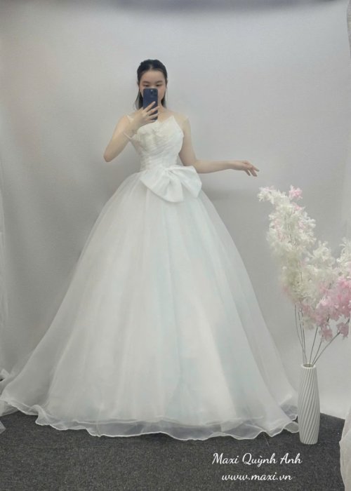 Váy Cưới Organza Nhấn Nơ Eo