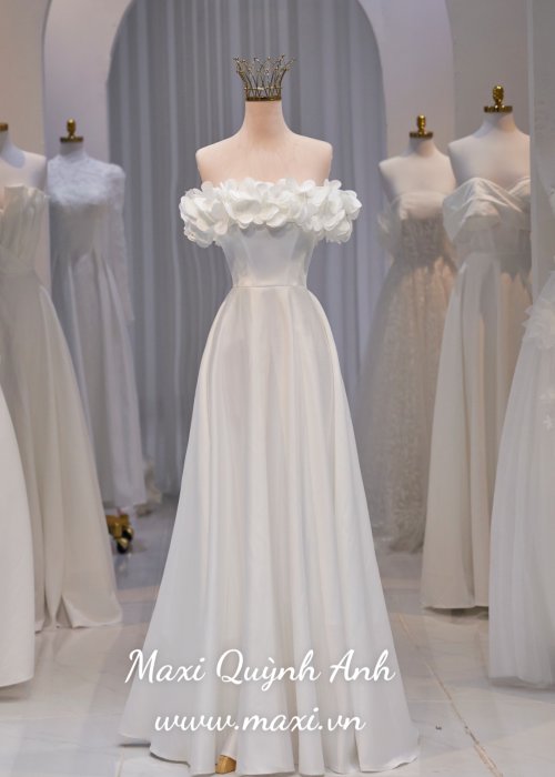 Váy Cưới Trắng Trễ Vai Bèo