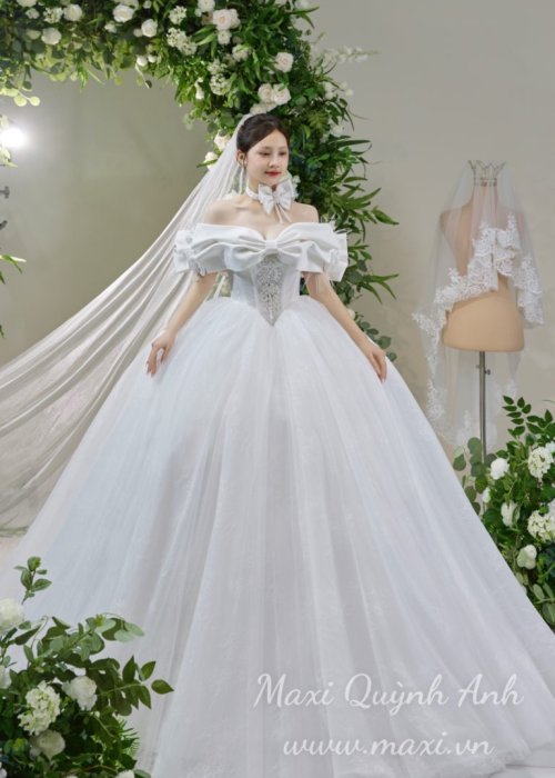 Váy Cưới Trễ Vai Hoa Nơ Ngực Sang Trọng