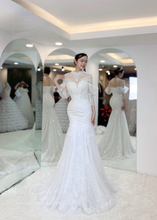 Váy Body Kim Sa Tay Dài Phối Trễ Vai Ren