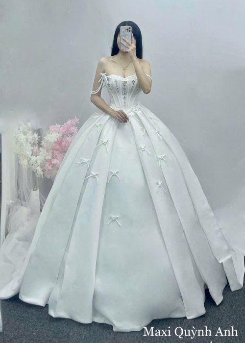 Váy Cưới Cúp Ngực Đính Đá Cao Cấp