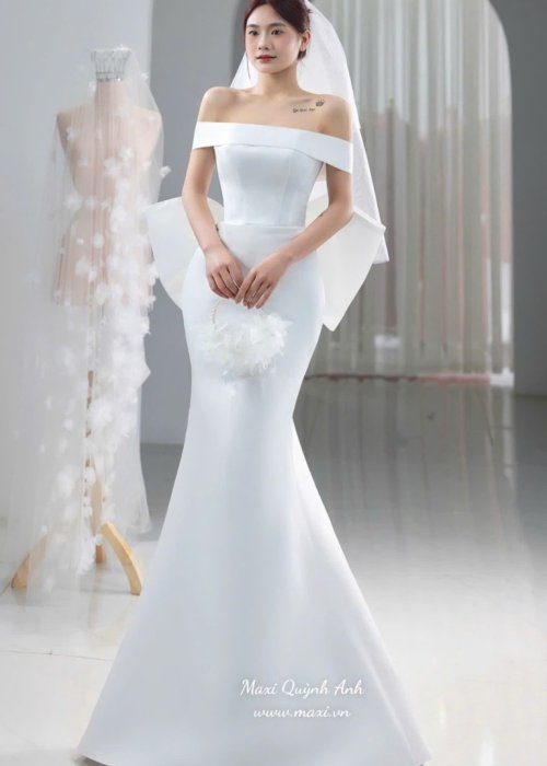 Váy Cưới Body Trễ Vai Phối Nơ Lưng