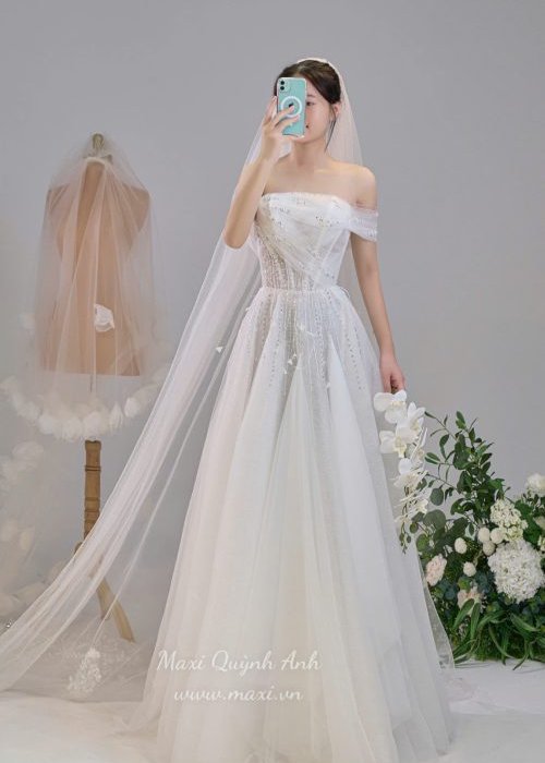 Váy Cưới Đính Đá Trễ Vai Nhẹ Nhàng Sang Trọng