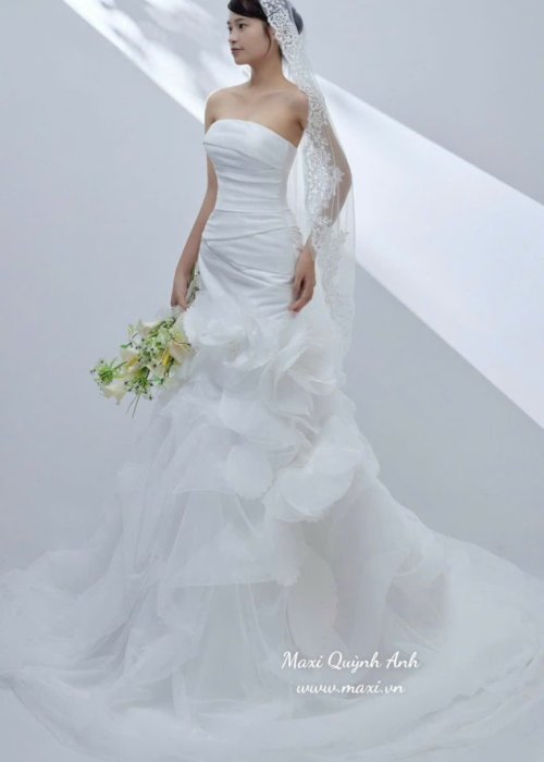 Váy Cưới Body Phối Voan Tùng Xòe Cao Cấp