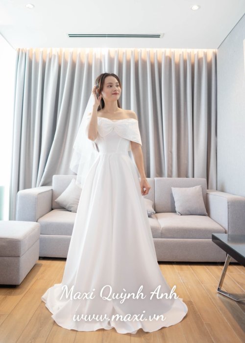 Đầm Cưới Trắng Đính Nơ Ngực