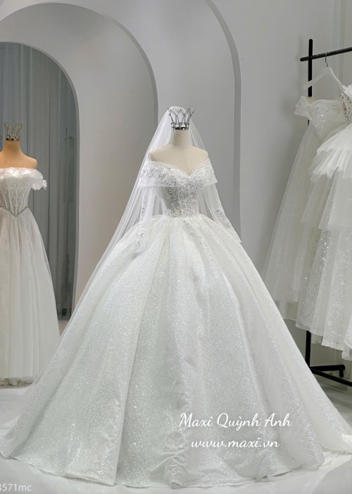Váy Cưới Kim Sa Trễ Vai Tay Dài Đính Ren