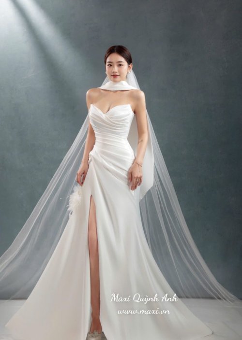 Váy Body Xẻ Tà Cup Ngực Cao Cấp