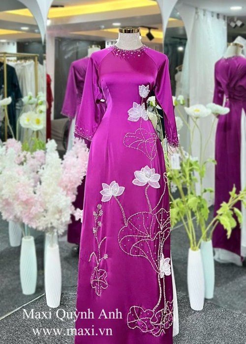 Áo Dài Cẩm Tú Sang Trọng