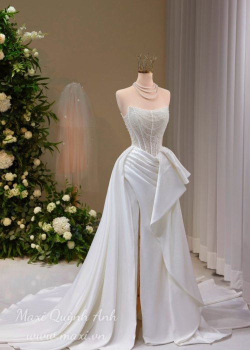 Váy Body Xẻ Tà Phối Ngọc Trai Ngực Cao Cấp