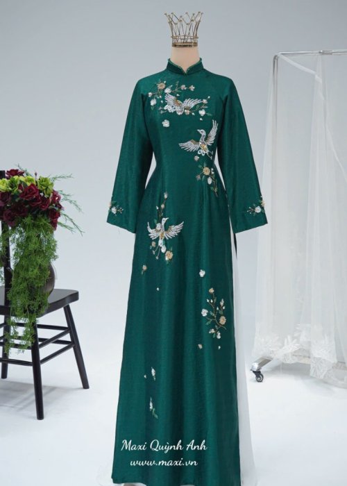 Áo Dài Thiên Hạc Lục Bảo Sang Trọng