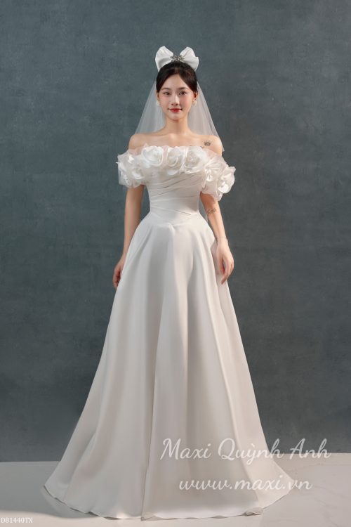 73021359a44b0015595a-500x750