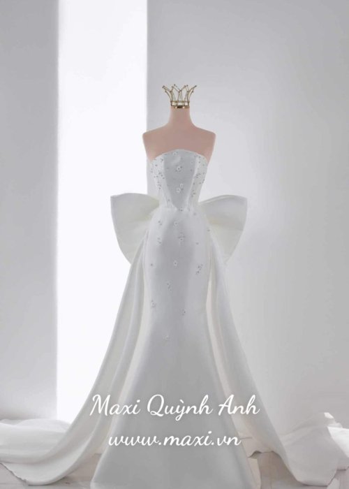 Váy Cưới Body Cup Ngực Hoa Nhí Nhẹ Nhàng