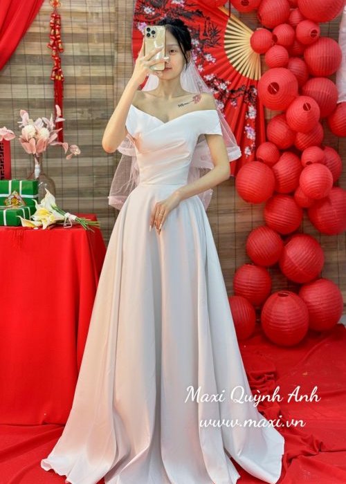 Váy Cưới Trễ Vai Thiết Kế Đơn Giản