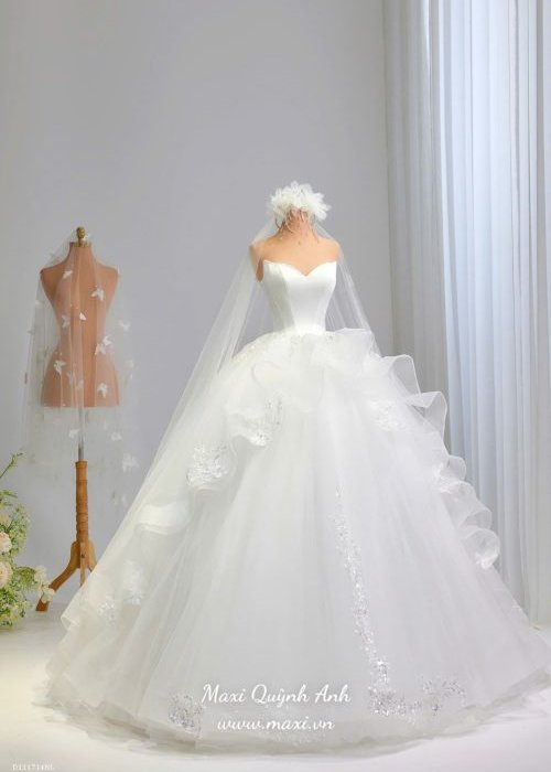 Váy Cưới Voan Hoa Nhẹ Nhàng