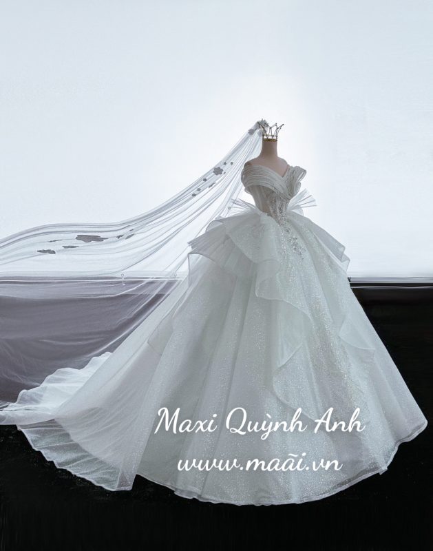 z4913723374454_72d52480181be99067b5c5fbf0b40912-629x800