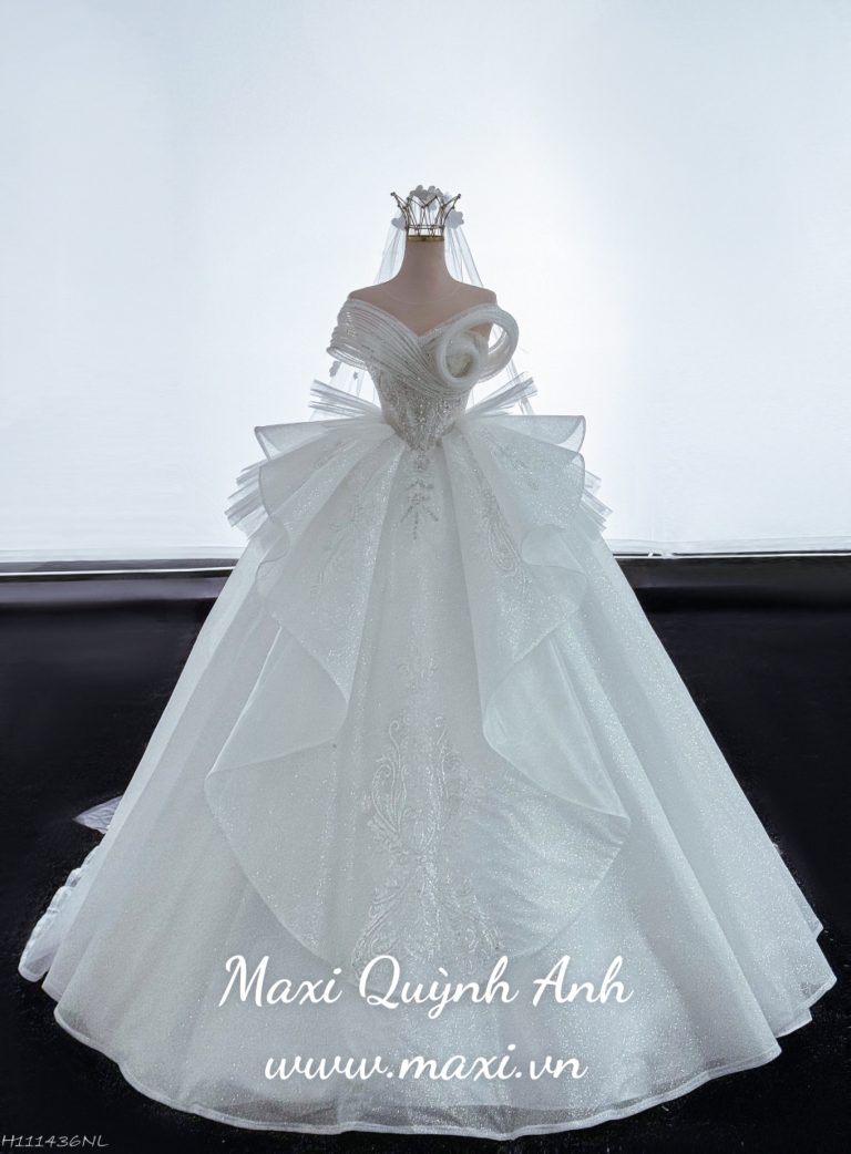 z4913723407259_5a5421b7d6262f1986dd4a03e3462dcc-1-768x1042