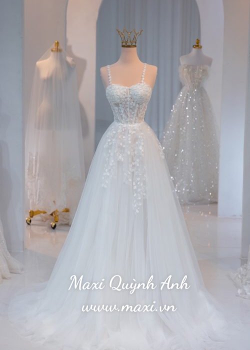 Váy Cưới 2 Dây Hoa Nhí Xinh Xắn