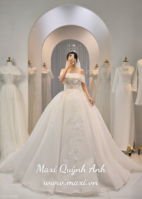Váy Cưới Ren Trắng Trễ Vai Cao Cấp