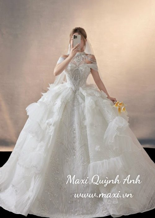 Váy Thiết Kế Cổ Cách Điệu