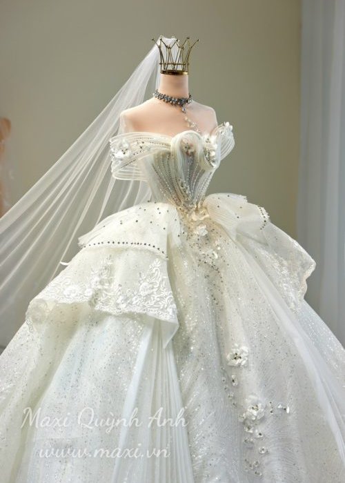 Váy Cưới Trễ Vai Nguyệt Ánh