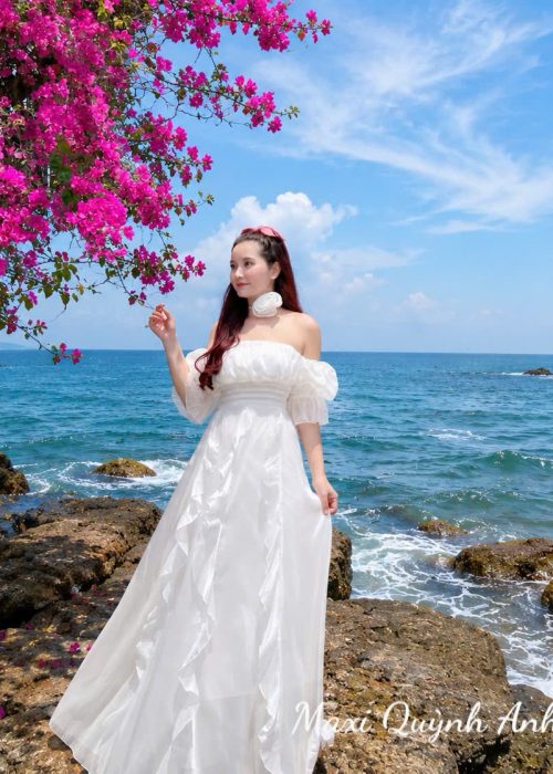Đầm Maxi Trắng Tầm Ánh Tay Con Phối Bèo Tùng