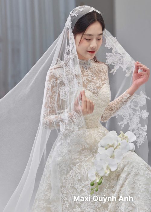 Váy Cưới Ren Tay Dài