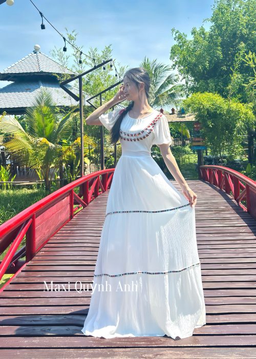 Váy Maxi Trắng Nắng Hạ