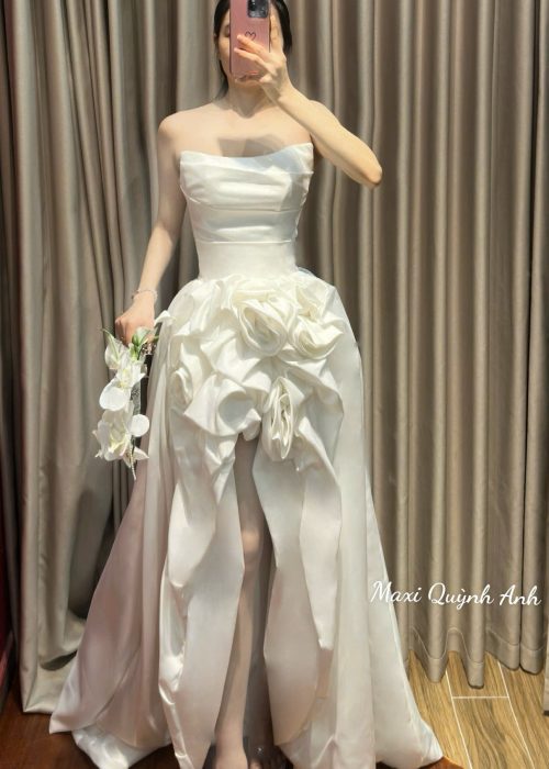 Váy Cưới Cúp Ngực Hoa Nổi 3D Cao Cấp