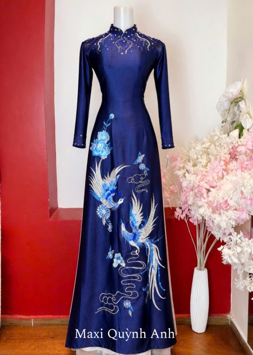 Áo Dài Trung Niên Thêu Sang Trọng - Huyền Dạ Minh Châu
