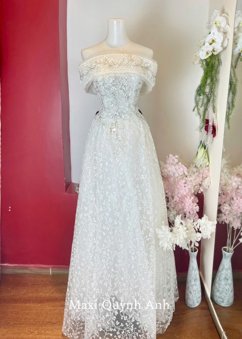 Váy cưới kim sa trễ vai phối ren cao cấp