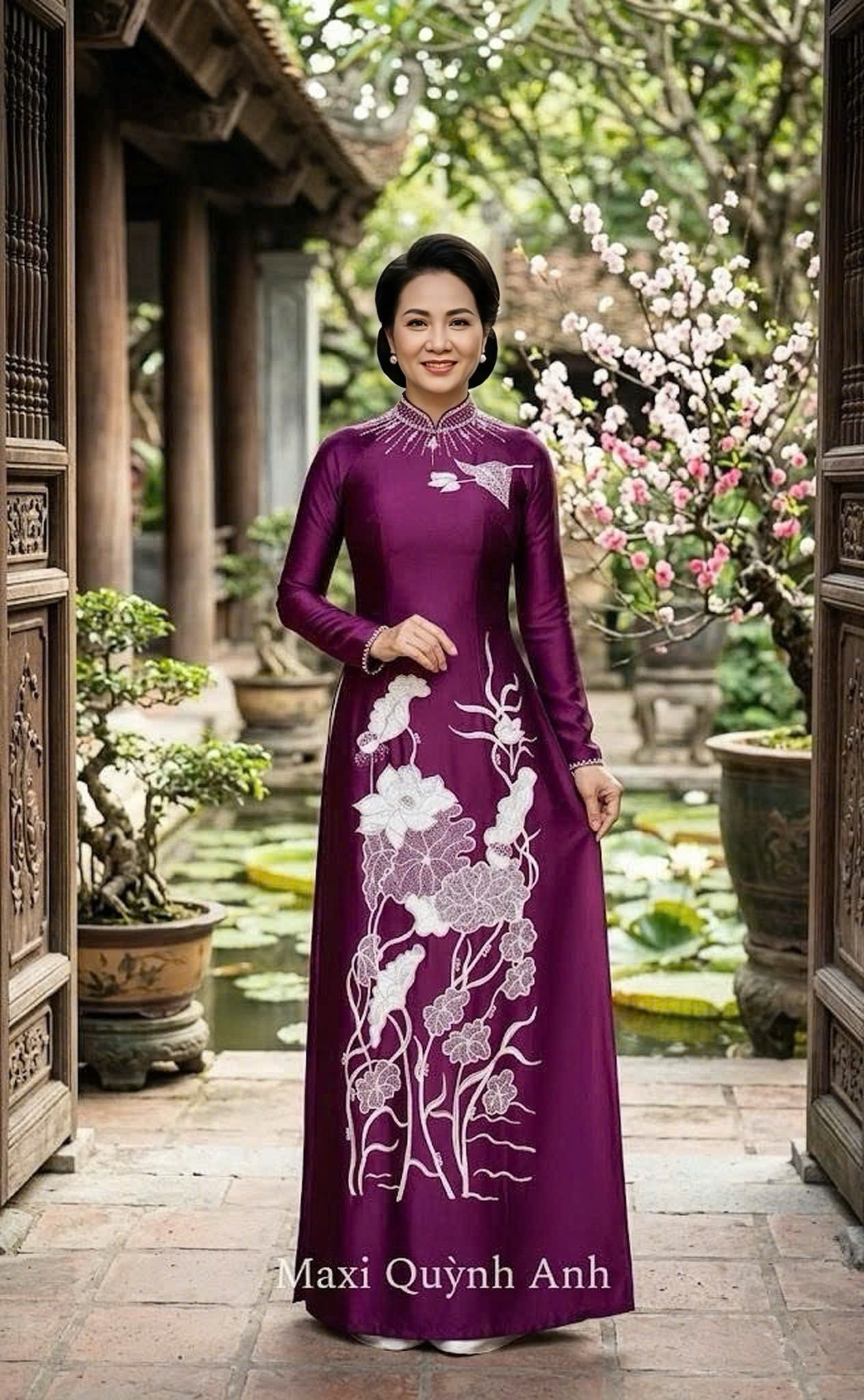 Áo Dài Trung Niên Thêu Cao Cấp - Tử Vân Phúc Hoa