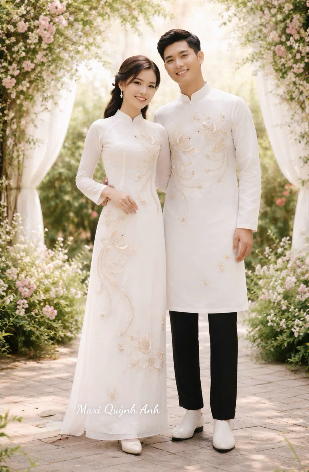 Cặp áo dài cưới thêu song phụng